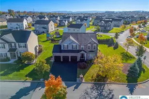 5897 Winterberry Pl, Allentown City, PA 18104 - Photo 10