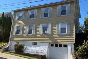 139 N Whitfield St, Nazareth Boro, PA 18064 - Photo 1