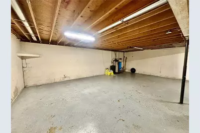 338 S Lehigh Avenue, Wind Gap, PA 18091 - Photo 16