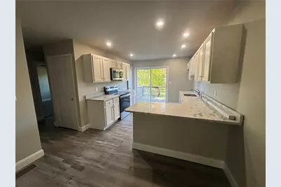 338 S Lehigh Avenue, Wind Gap, PA 18091 - Photo 6