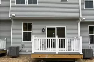 7682 Clayton Ave, Upper Saucon Township, PA 18036 - Photo 16