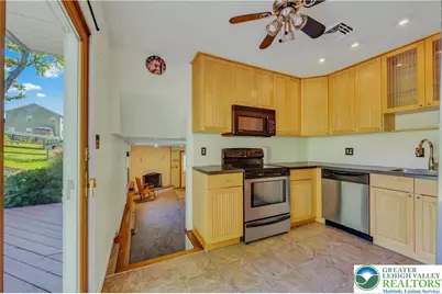 525 Saint John Street, Catasauqua Boro, PA 18032 - Photo 30