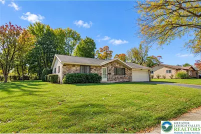 1752 Johnston Drive, Bethlehem, PA 18017 - Photo 2