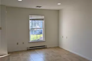 1017 Devonshire Rd, Allentown City, PA 18103 - Photo 4