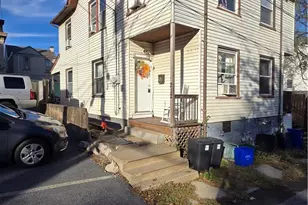 212 Schaffer St, Bethlehem City, PA 18018 - Photo 2