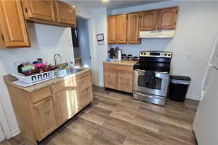 212 Schaffer St, Bethlehem City, PA 18018 - Photo 8
