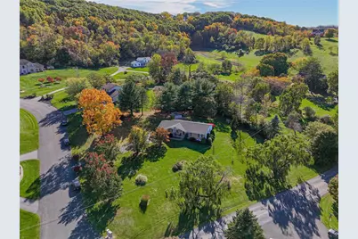 7005 Dogwood Circle, Washington Township, PA 18080 - Photo 6