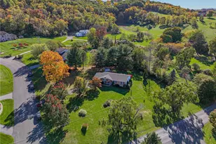 7005 Dogwood Cir, Washington Township, PA 18080 - Photo 6