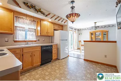 7005 Dogwood Circle, Washington Township, PA 18080 - Photo 16