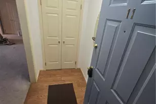 897 Cold Spring Rd, Allentown City, PA 18103 - Photo 2