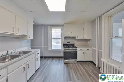 250 S 13th Street, Allentown City, PA 18102 - Photo 18