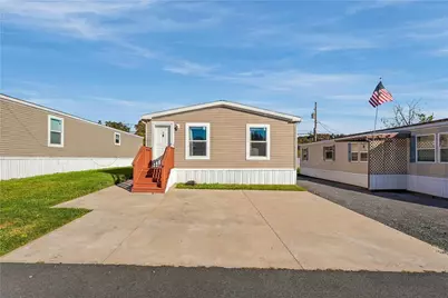 1073 Dogwood Street #473, North Whitehall Township, PA 18059 - Photo 2