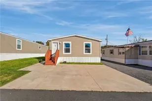 1073 Dogwood St, North Whitehall Township, PA 18059 - Photo 2