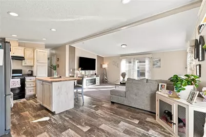 1073 Dogwood Street #473, North Whitehall Township, PA 18059 - Photo 4