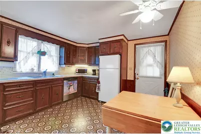 310 Carolina Avenue, Muhlenberg Township, PA 19605 - Photo 8
