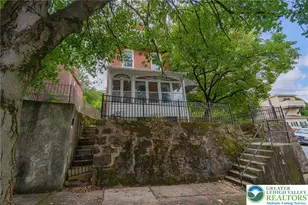 720 Hillside Ave, Bethlehem, PA 18015 - Photo 1