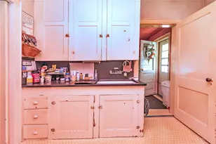 951 Upper Pennsylvania Ave, Bangor, PA 18013 - Photo 24