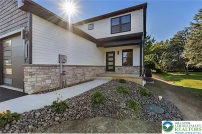 1250 7th Street, North Catasauqua Bor, PA 18032 - Photo 2