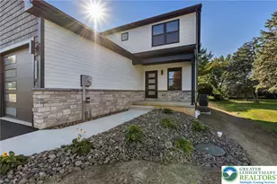 1250 7th St, North Catasauqua Bor, PA 18032 - Photo 2