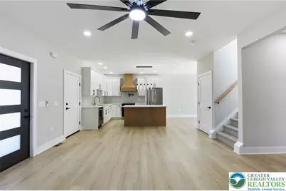 1250 7th Street, North Catasauqua Bor, PA 18032 - Photo 6
