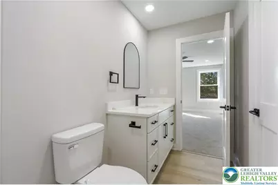 1250 7th Street, North Catasauqua Bor, PA 18032 - Photo 30