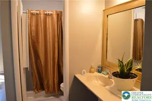 1575 Creekside Rd, Whitehall Township, PA 18052 - Photo 10