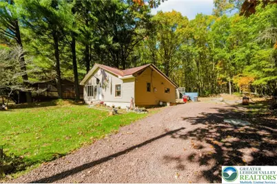 9397 E Sherwood Drive, Kunkletown, PA 18058 - Photo 2