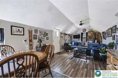 9397 E Sherwood Drive, Kunkletown, PA 18058 - Photo 6