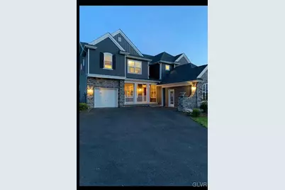 587 Newlins Road #W-216, Forks, PA 18040 - Photo 1