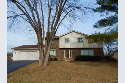 4388 High View Drive, Lower Nazareth Twp, PA 18064 - Photo 1