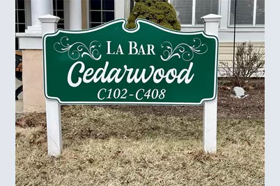 3 Village Circle #407, Stroudsburg, PA 18360 - Photo 1