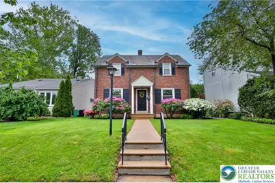 727 N Muhlenberg Street, Allentown, PA 18104 - Photo 1