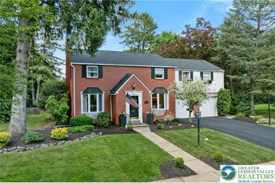 655 Elmhurst Avenue, Bethlehem, PA 18017 - Photo 1