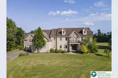 226 Sonny Drive, Bushkill Twp, PA 18091 - Photo 1