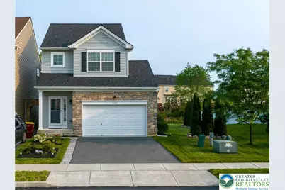 2096 Huntington Lane, Easton, PA 18040 - Photo 1