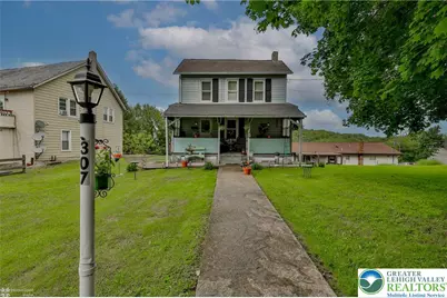 307 Oak Street, Roseto, PA 18013 - Photo 1