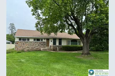 28 S 9th Street, Coopersburg Boro, PA 18036 - Photo 1