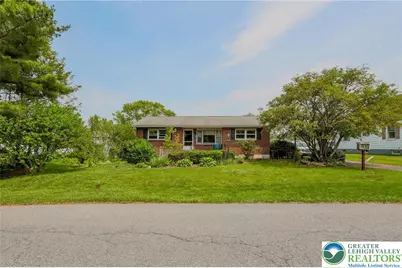 2424 Edgewood Avenue, Bethlehem, PA 18017 - Photo 1