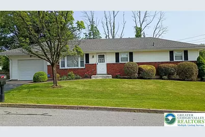 106 3rd Avenue, Walnutport Boro, PA 18088 - Photo 1