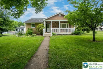 605 Delaware Avenue, Portland Boro, PA 18351 - Photo 1