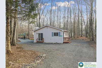 182 Maxatawny Drive, Coolbaugh Twp, PA 18347 - Photo 1