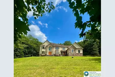 707 Kennedy Court, Smithfield Twp, PA 18301 - Photo 1