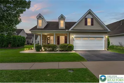 53 Edinburgh Drive, Easton, PA 18045 - Photo 1