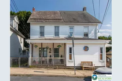 422 William Street, Pen Argyl Boro, PA 18072 - Photo 1