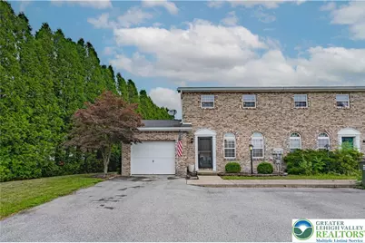 4943 Shawnee Court, North Whitehall Twp, PA 18078 - Photo 1