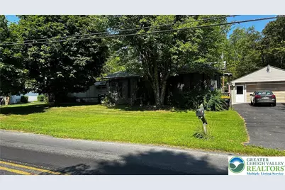 270 Lake Minsi Drive, Upper Mt Bethel Twp, PA 18013 - Photo 1