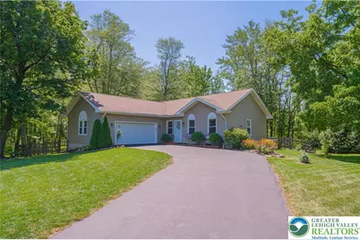 6732 Adams Way, Upper Saucon Township, PA 18036 - Photo 1