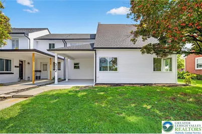 312 E Washington Street, Fleetwood, PA 19522 - Photo 1