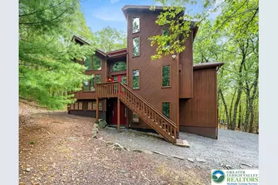 141 Hyland Drive, Stroud Twp, PA 18301 - Photo 1