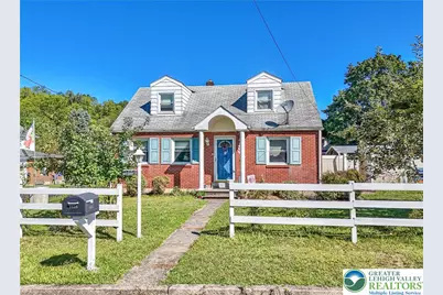 1831 Auburn Street, Bethlehem, PA 18015 - Photo 1